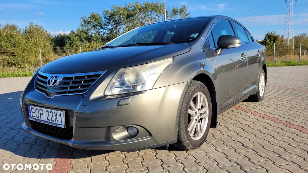 Toyota Avensis 2009 photo 2