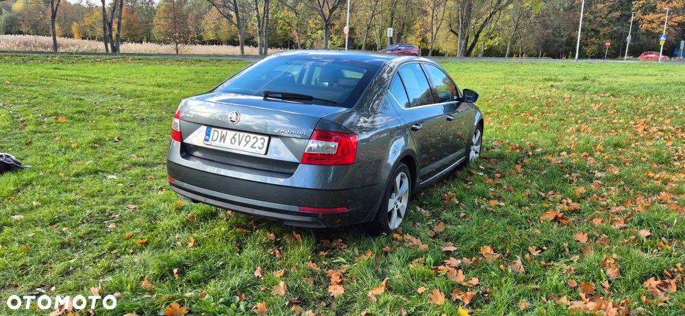 Skoda Octavia 1.4 TSI Ambition - 3