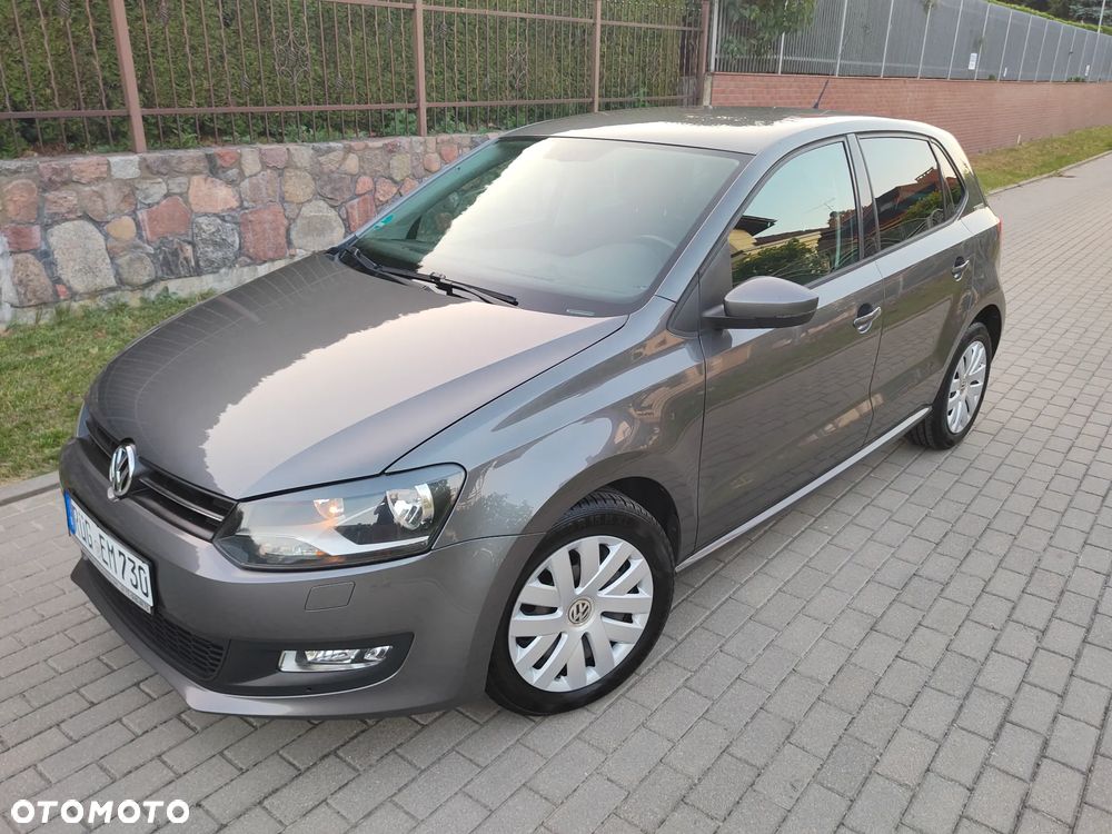 Volkswagen Polo - 2