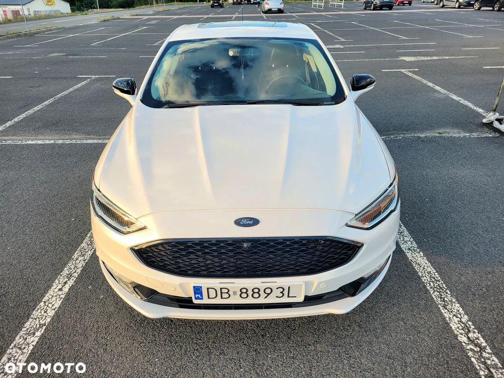 Ford Fusion - 18