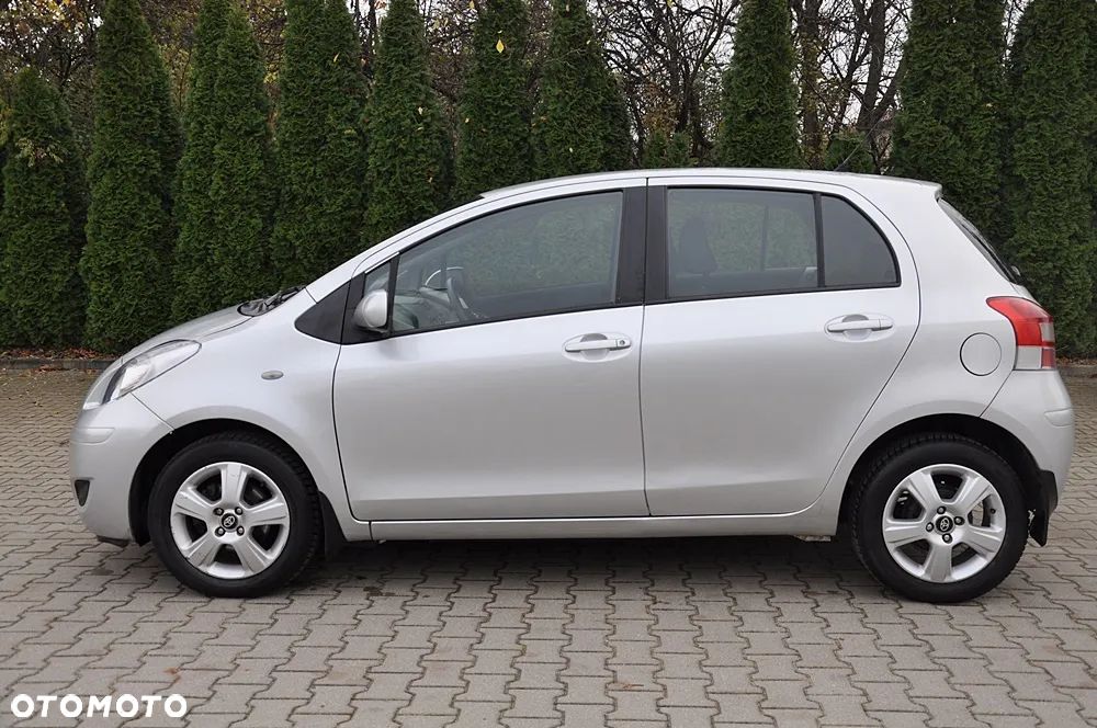 Toyota Yaris 1.33 Prestige - 12