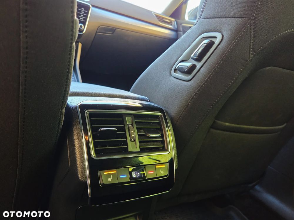 Skoda Superb 2.0 TSI Style DSG - 16