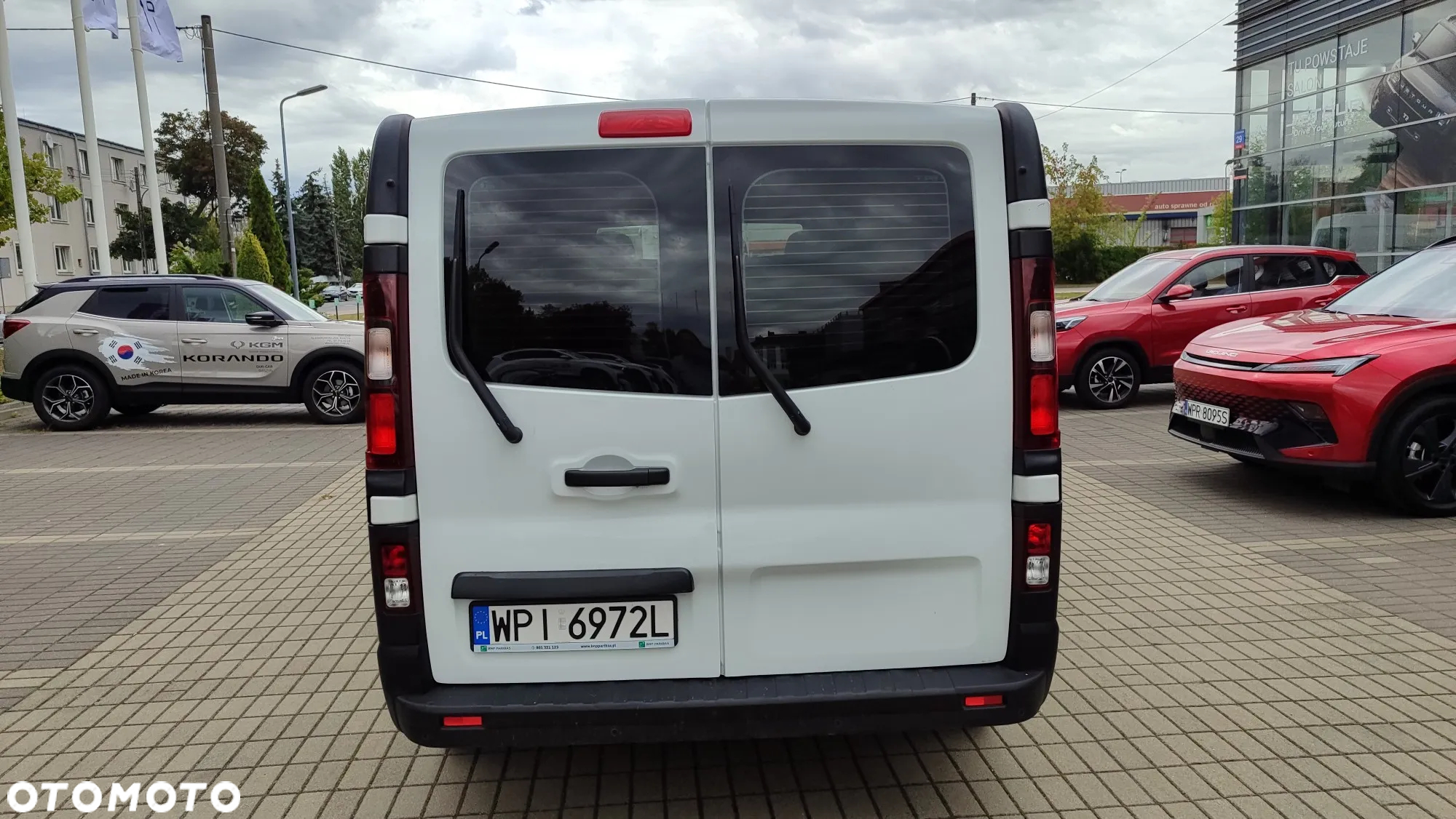 Opel Vivaro B - 9