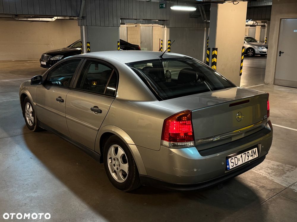 Opel Vectra 1.8 Comfort - 4