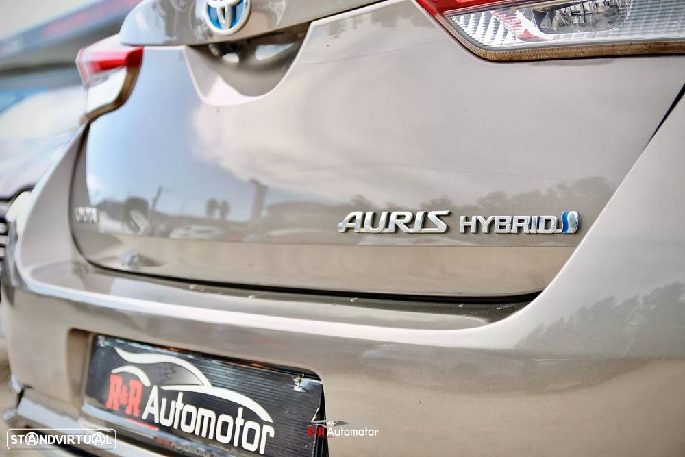 Toyota Auris 1.8 HSD Comfort+J17+Navi - 9