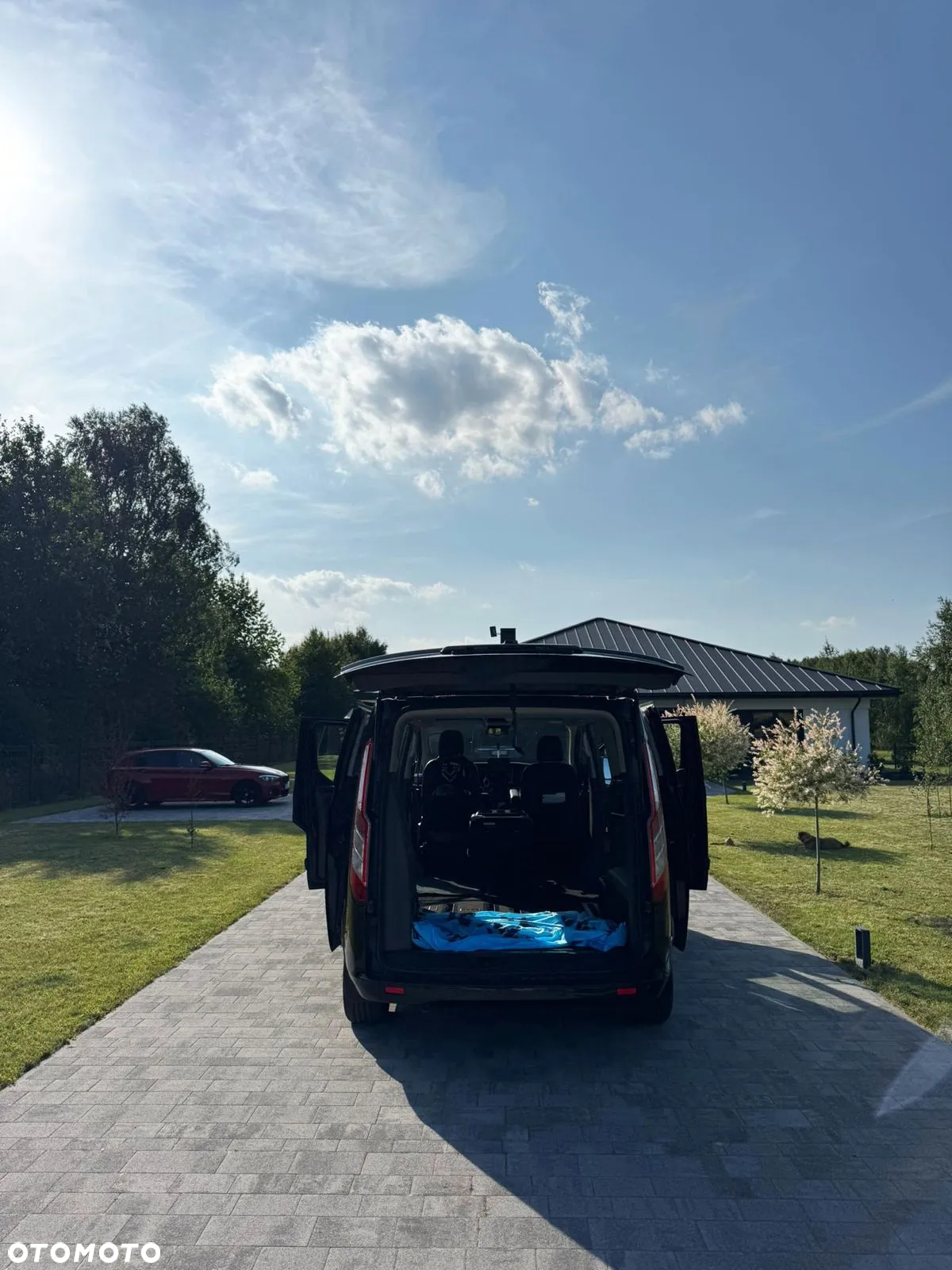 Ford Tourneo Custom - 3