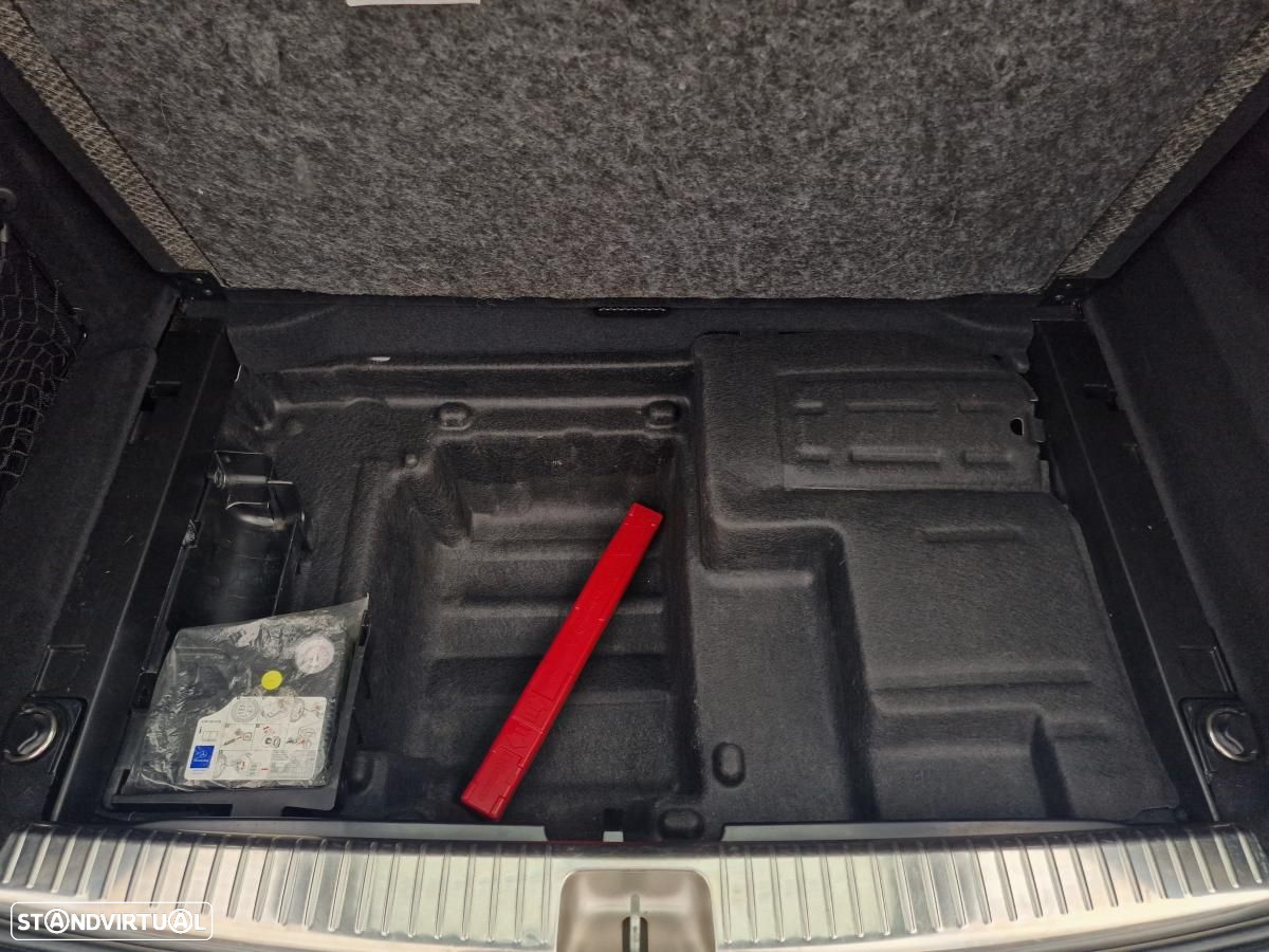 Mercedes-Benz C 200 d Avantgarde Aut. - 30