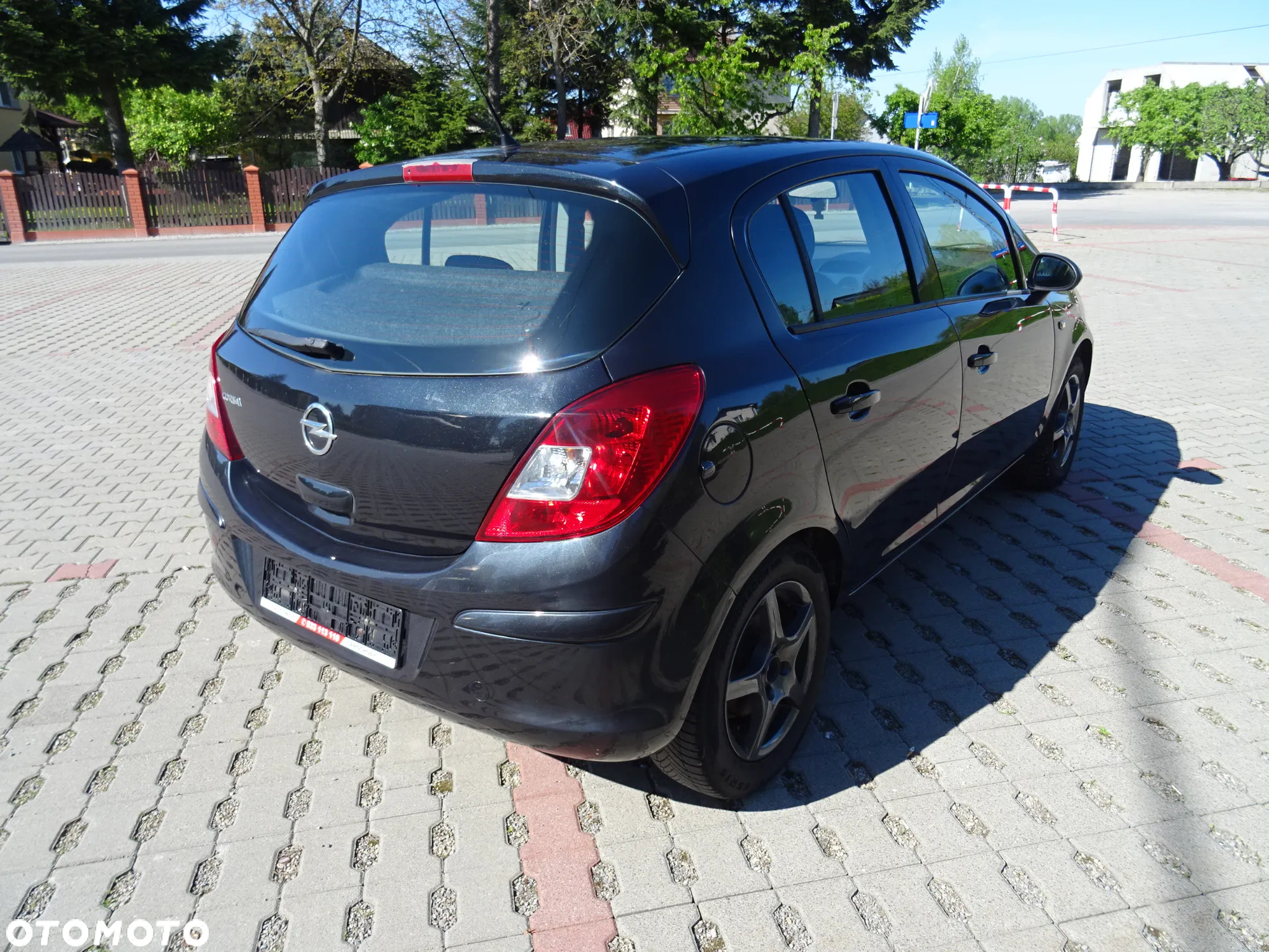 Opel Corsa 1.4 16V Satellite - 6