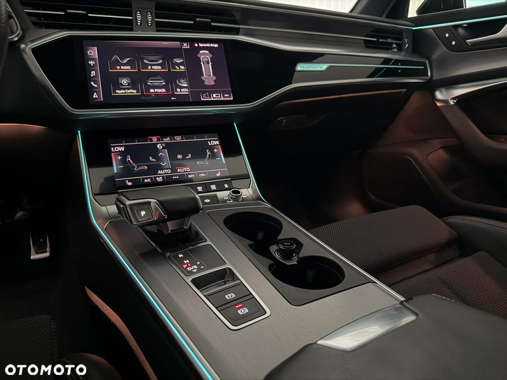 Audi A6 Avant 40 TDI quattro S tronic S line - 35