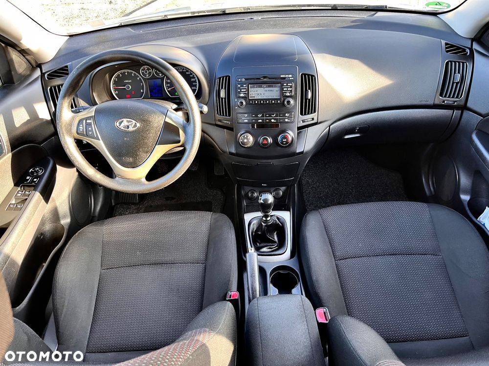 Hyundai i30 1.4 Classic + - 10