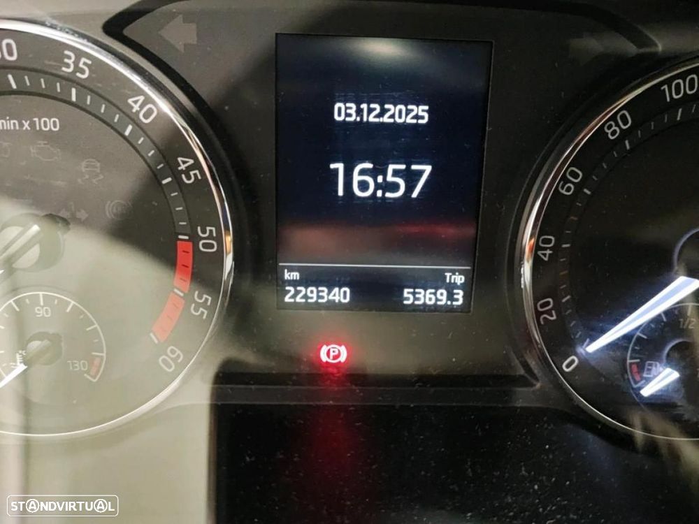 Skoda Octavia Break 2.0 TDI Ambition - 8