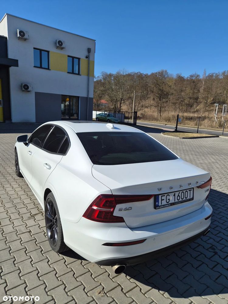 Volvo S60 - 4