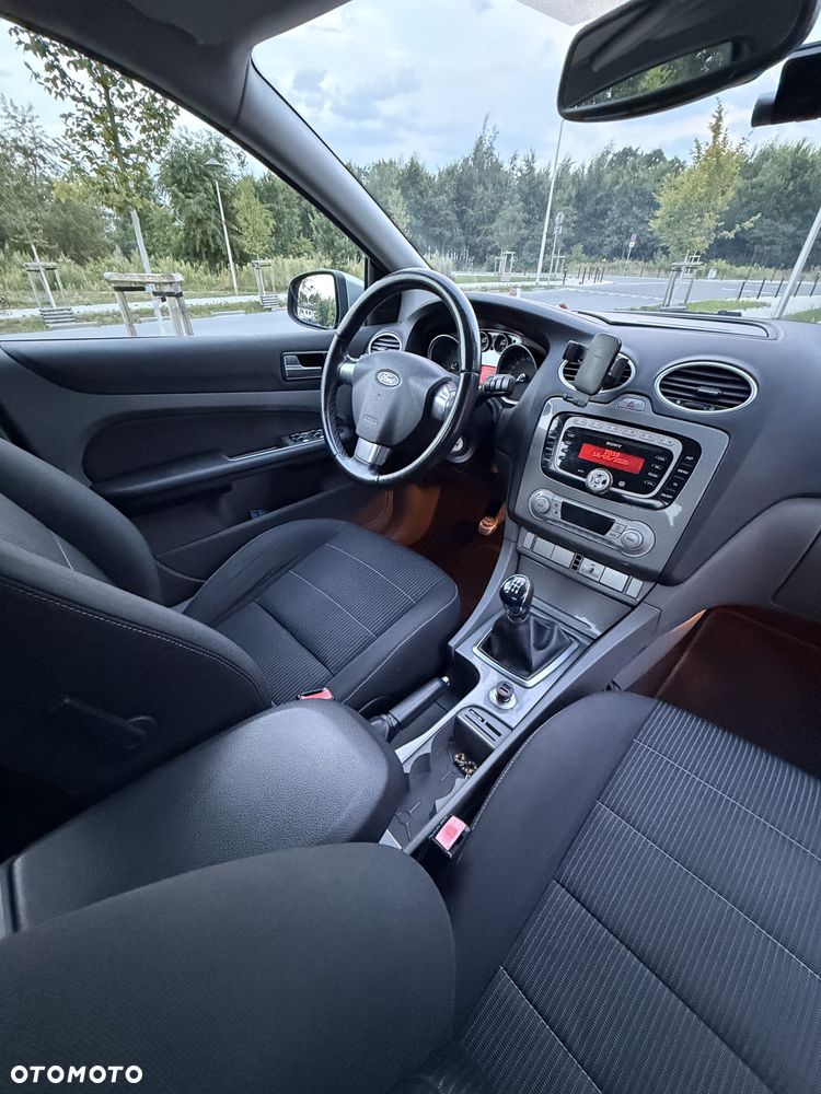 Ford Focus - 11