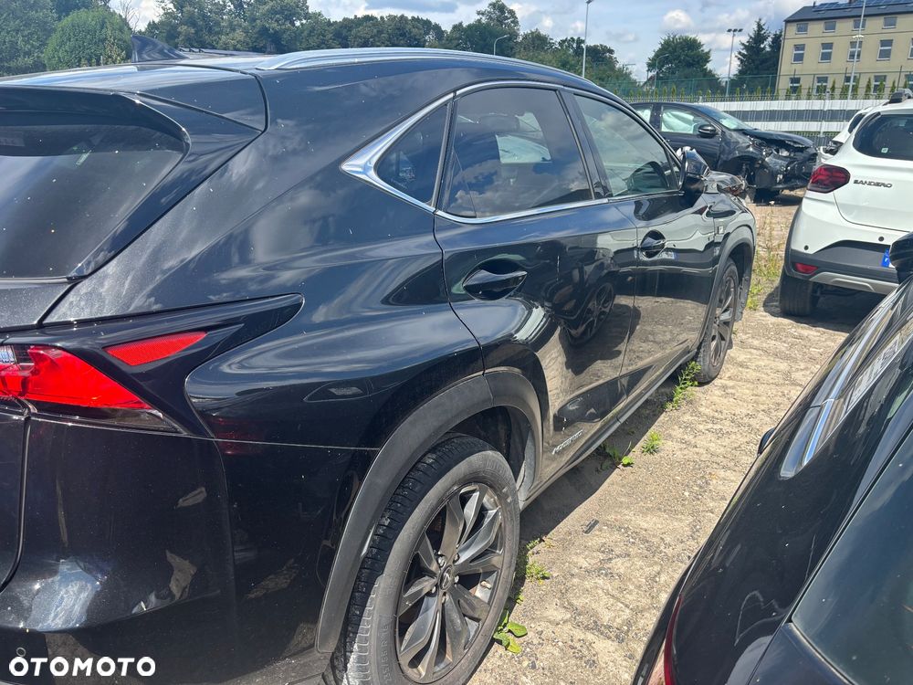 Lexus NX 300h E-FOUR F SPORT - 1