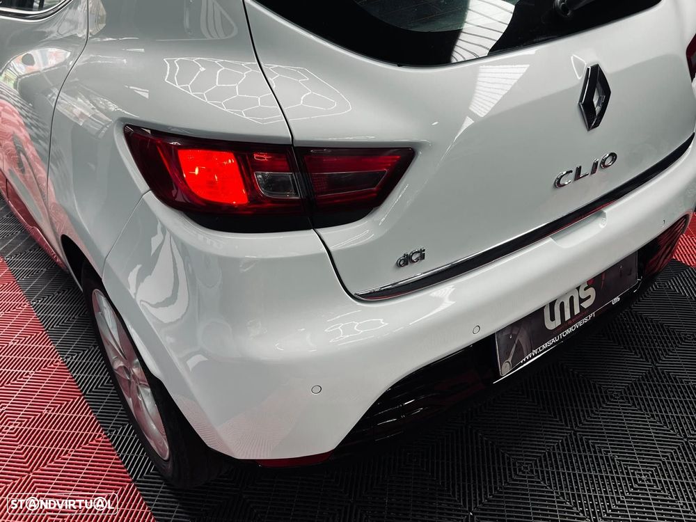 Renault Clio 1.5 dCi Comfort - 8