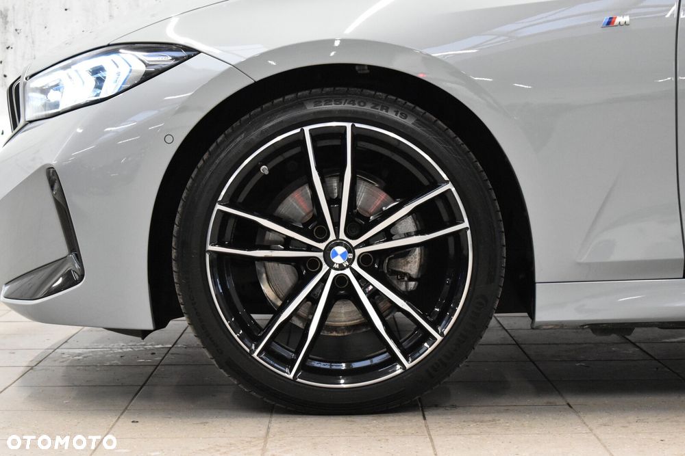 BMW Seria 3 320i M Sport - 4