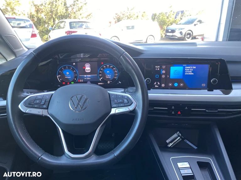 Volkswagen Golf 1.0 eTSI DSG MHEV Life - 14