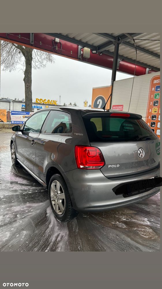 Volkswagen Polo - 1