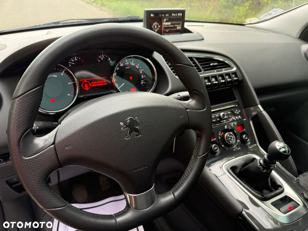 Peugeot 3008 HDi 150 Allure - 9