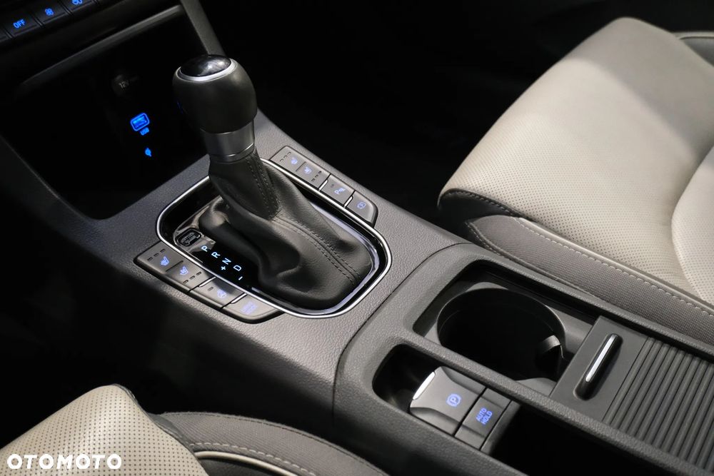 Hyundai i30 1.5 T-GDI 48V Executive DCT - 8