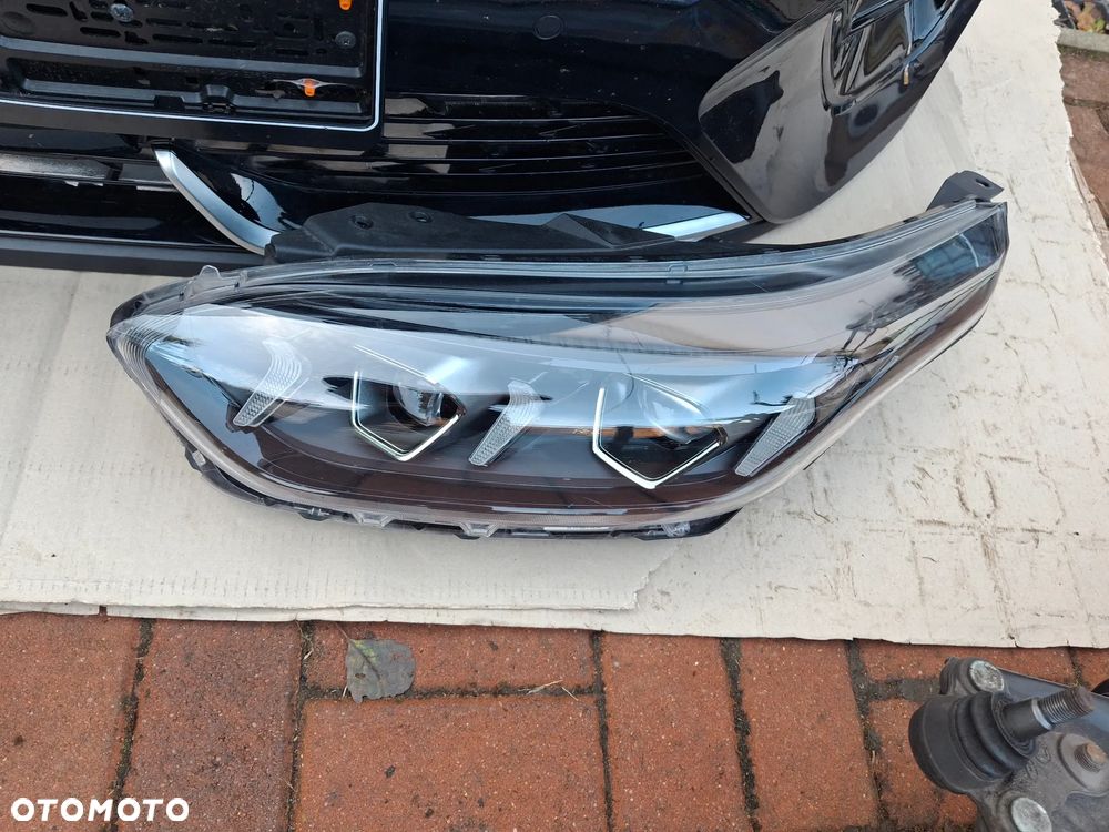 Lampa przednia lewa/prawa kia ceed III lift 2021 - 2