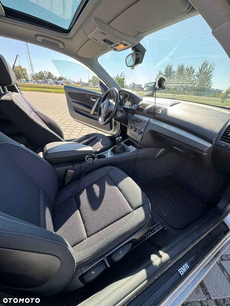 BMW Seria 1 118i - 18