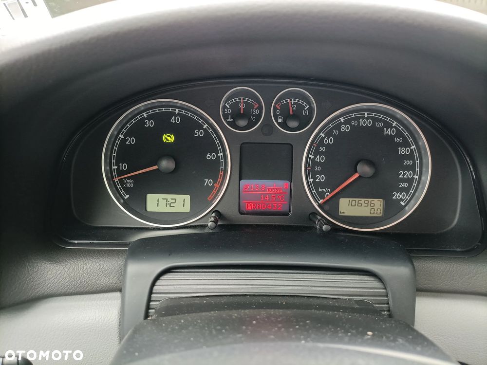 Volkswagen Passat - 14