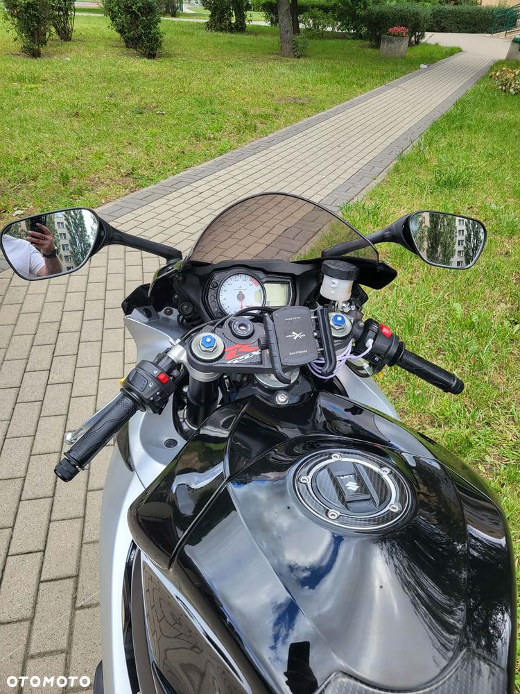 Suzuki GSX-R - 4
