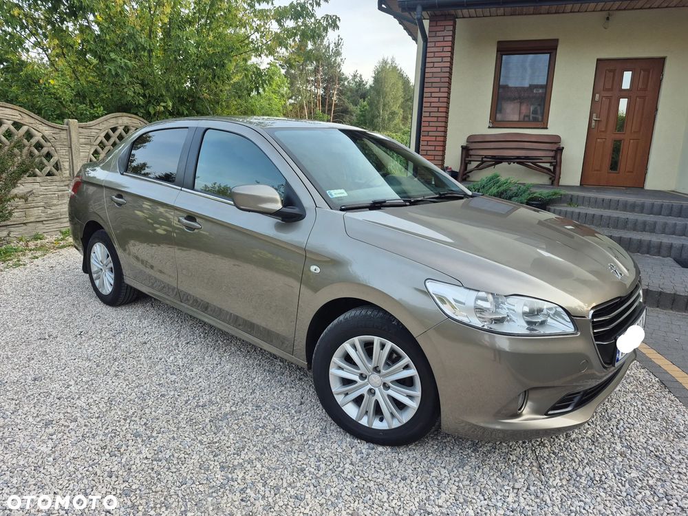 Peugeot 301 1.6 HDi Allure - 1