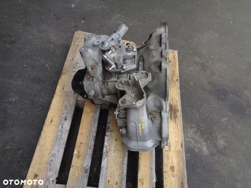 Skrzynia biegów Opel Astra j 1.6 16V A16XER UC394 76TYŚ - 3