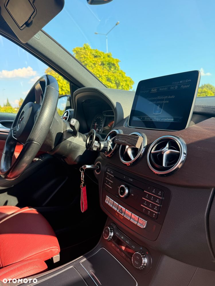 Mercedes-Benz Klasa B (Electric Drive) 250 e - 18