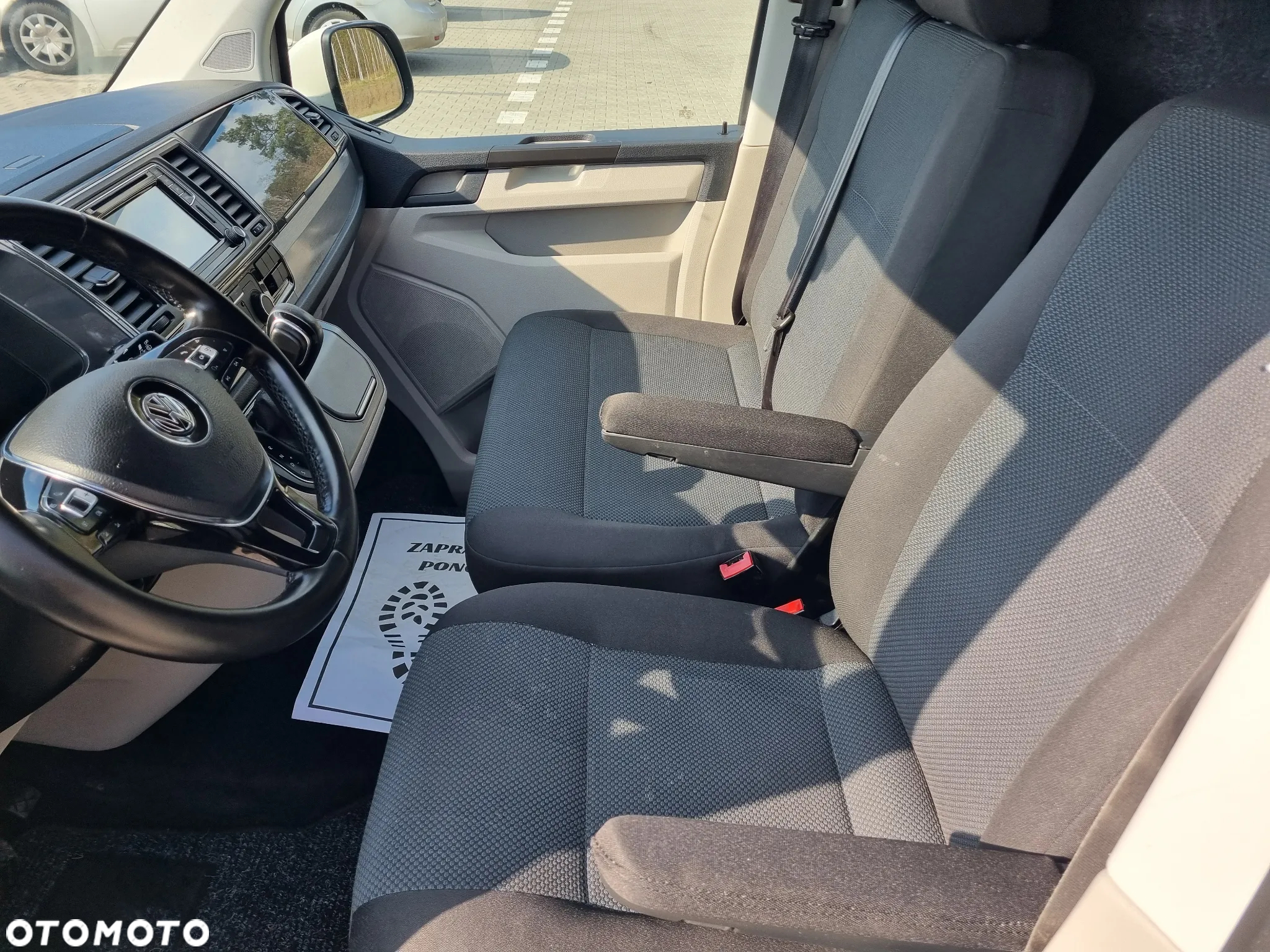 Volkswagen Transporter - 11