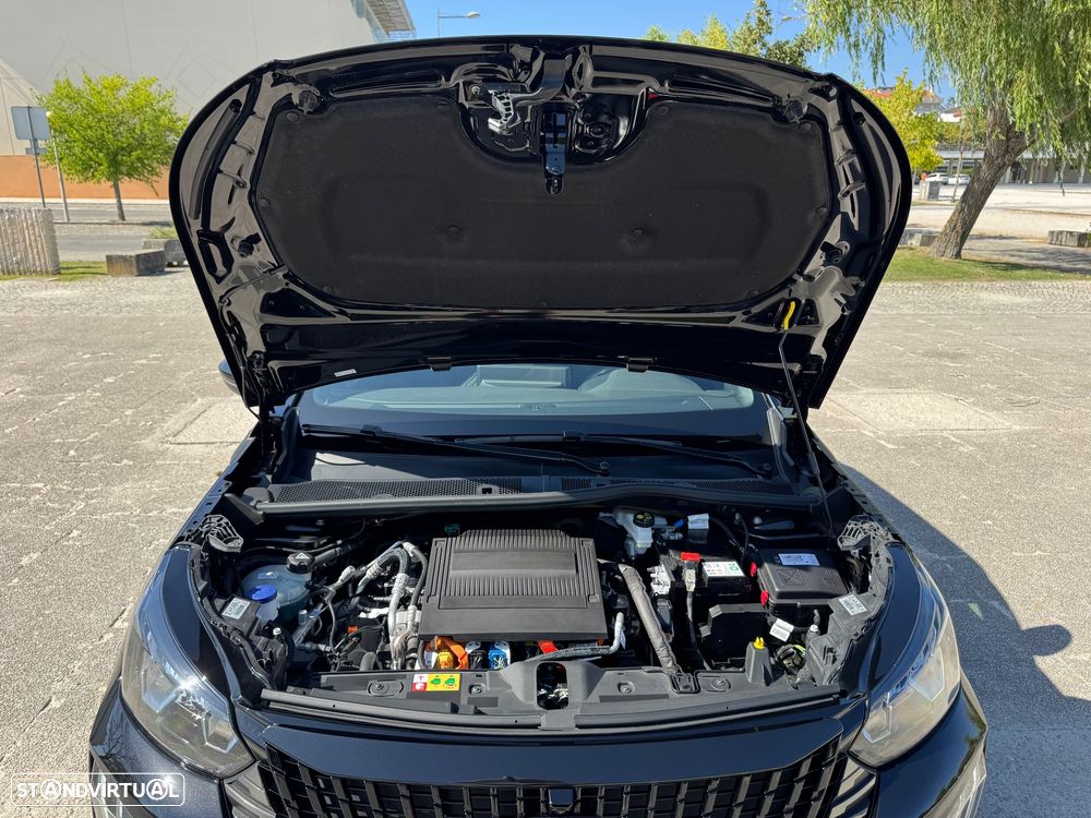 Peugeot e-2008 54 kWh Allure - 46