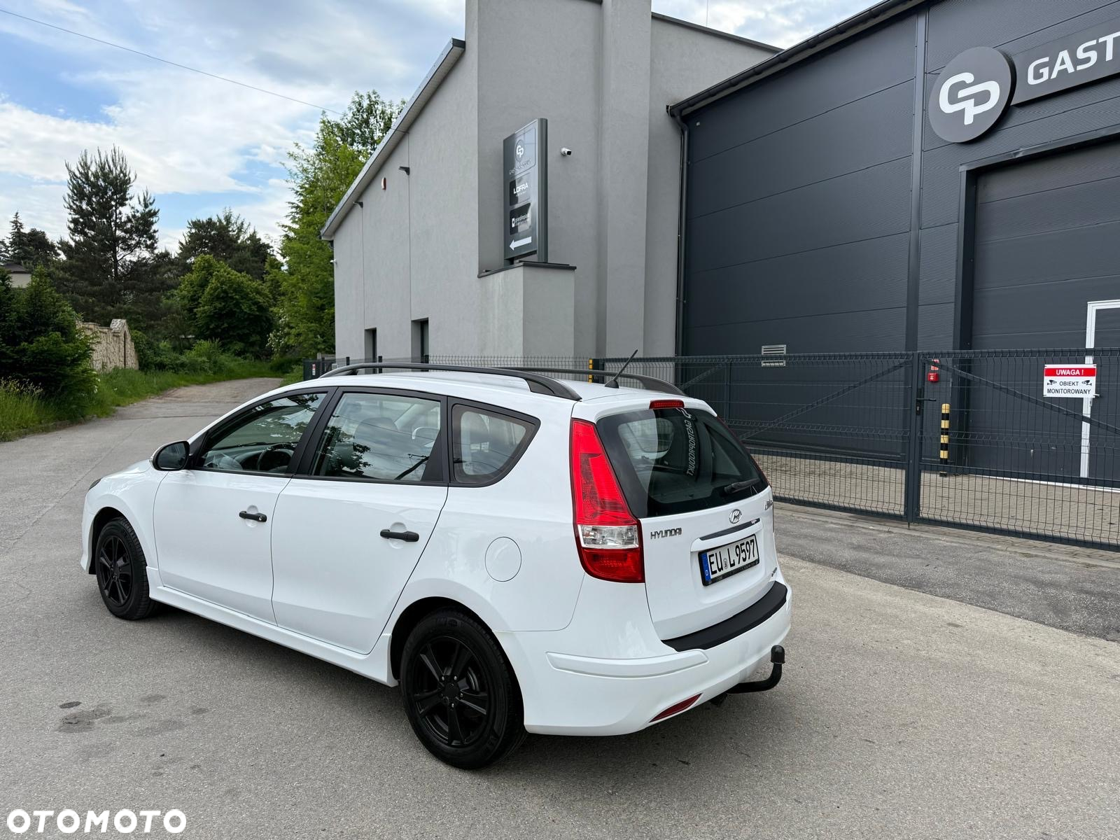 Hyundai i30 1.6 CRDi Base + EU5 - 4