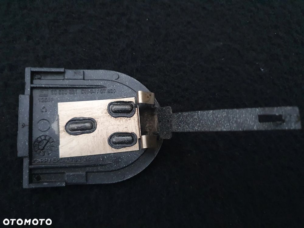 OPEL ZAFIRA A ZAŚLEPKA HAKA ZDERZAKA TYŁ OSŁONA 90580831 SREBRNA - 3