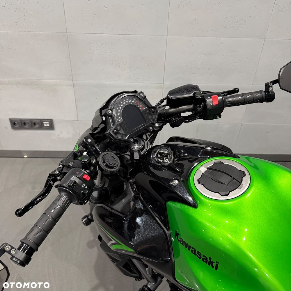Kawasaki Z 650 - 16