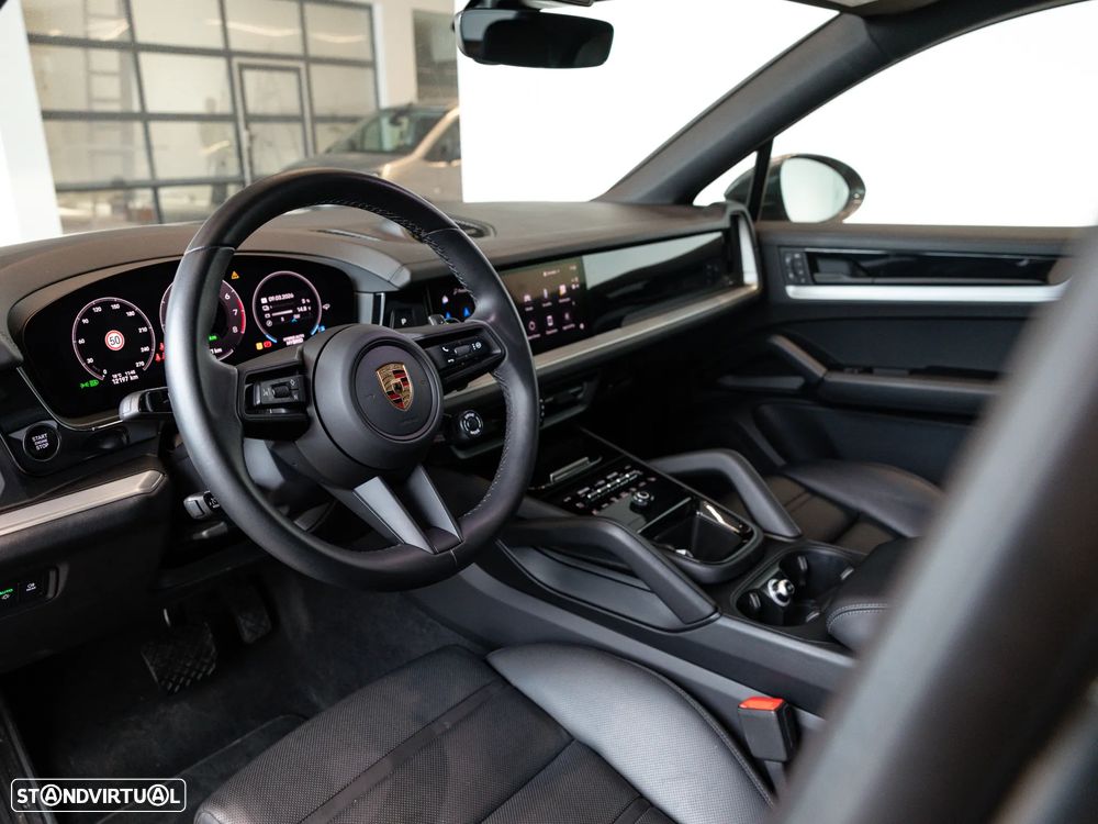 Porsche Cayenne Coupé E-Hybrid - 21