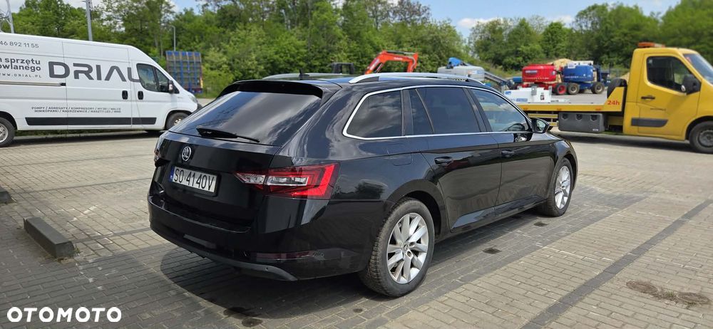 Skoda Superb 2.0 TDI Active DSG - 7