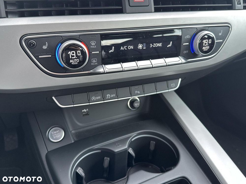 Audi A4 Limousine - 23