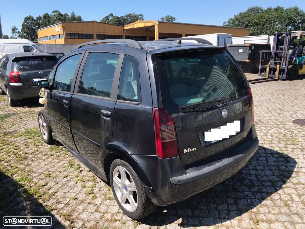 Fiat Idea 1.4 16V 5P 2004  - Para Peças - 2