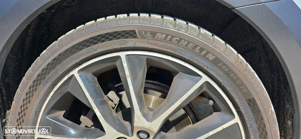 Volvo V90 Cross Country 2.0 D4 Pro AWD Geartronic - 8