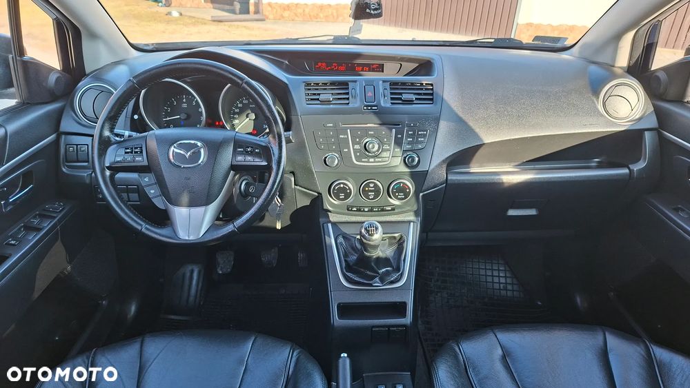Mazda 5 - 9