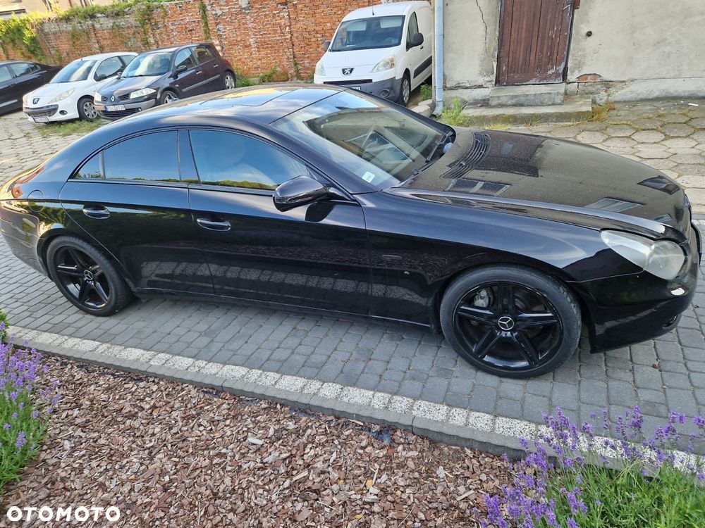 Mercedes-Benz CLS - 4