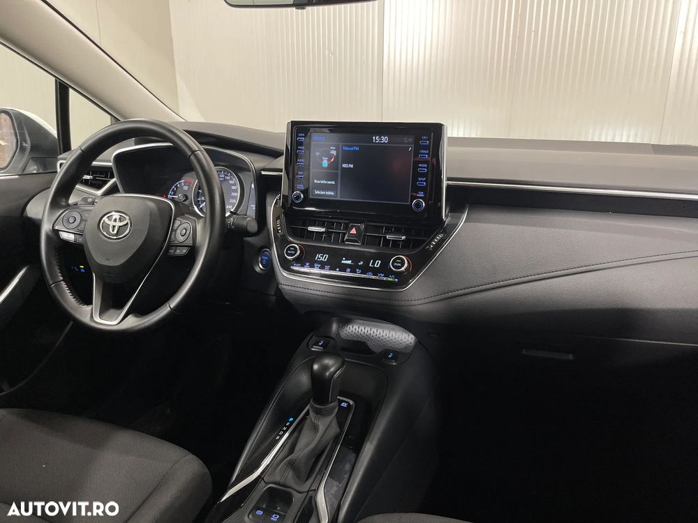 Toyota Corolla 1.8 HSD Business - 9