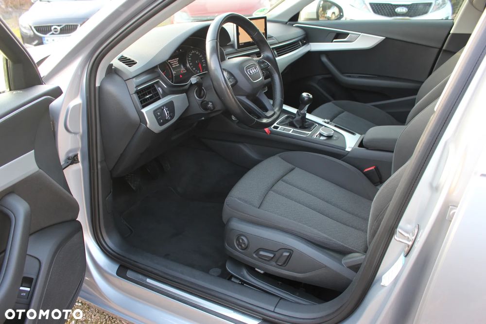Audi A4 Avant 2.0 TDI ultra - 10