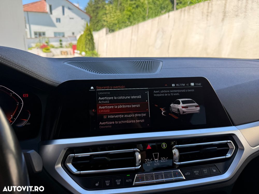 BMW Seria 3 - 25