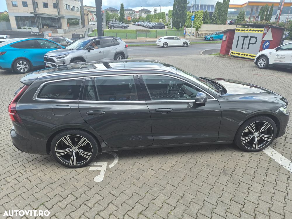 VOLVO V60 2019 — imagine 10