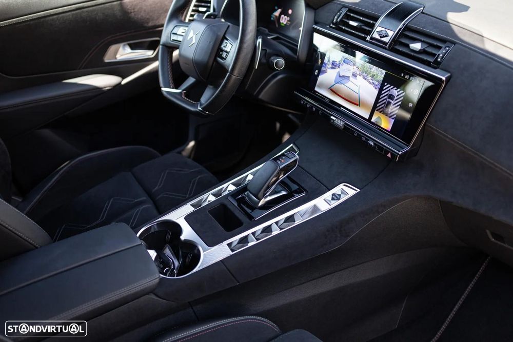 DS DS7 Crossback E-Tense Performance Line EAT8 - 17