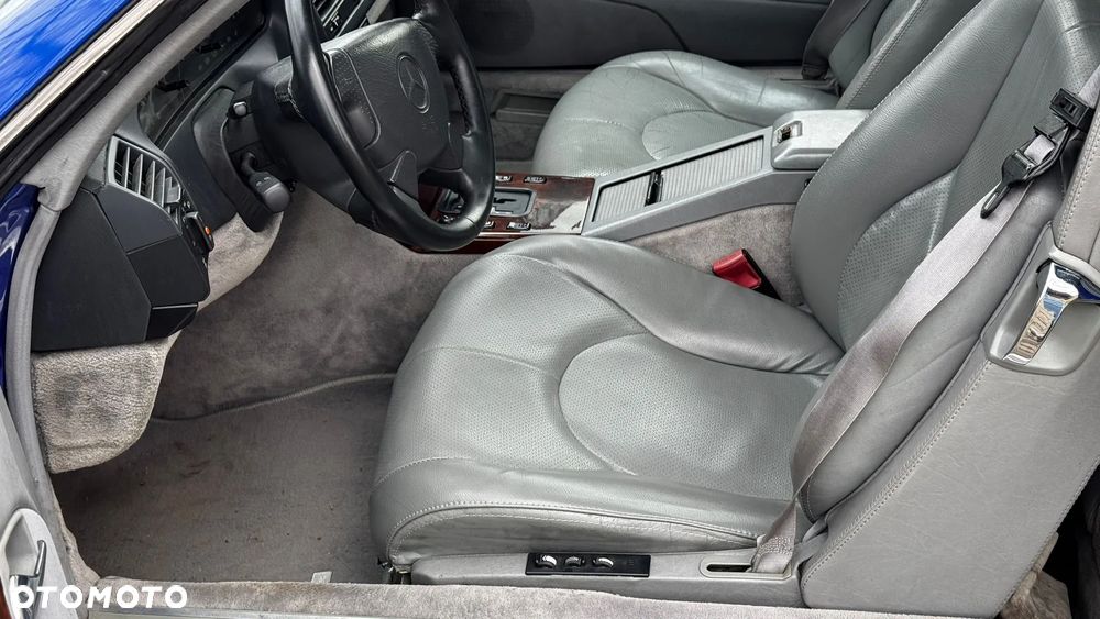 Mercedes-Benz SL - 9