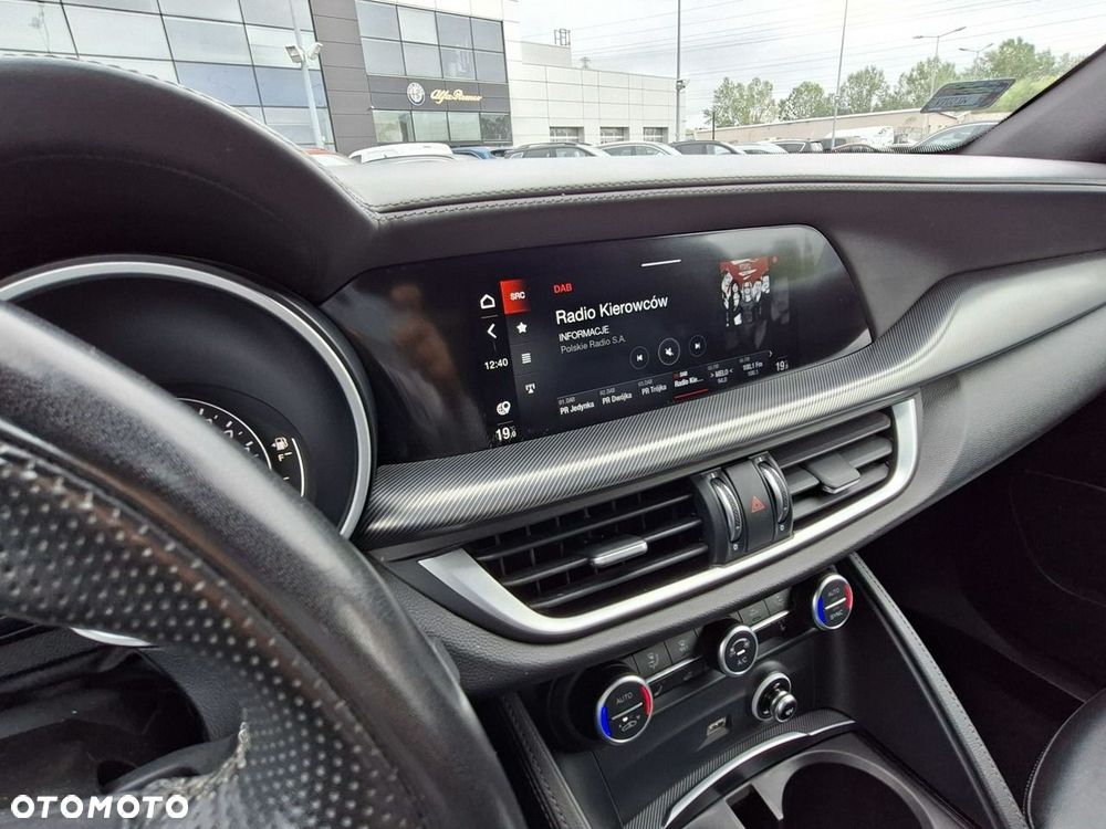 Alfa Romeo Stelvio - 32